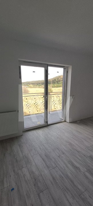 Casa tip duplex de vanzare zona Tropini-Rasinari