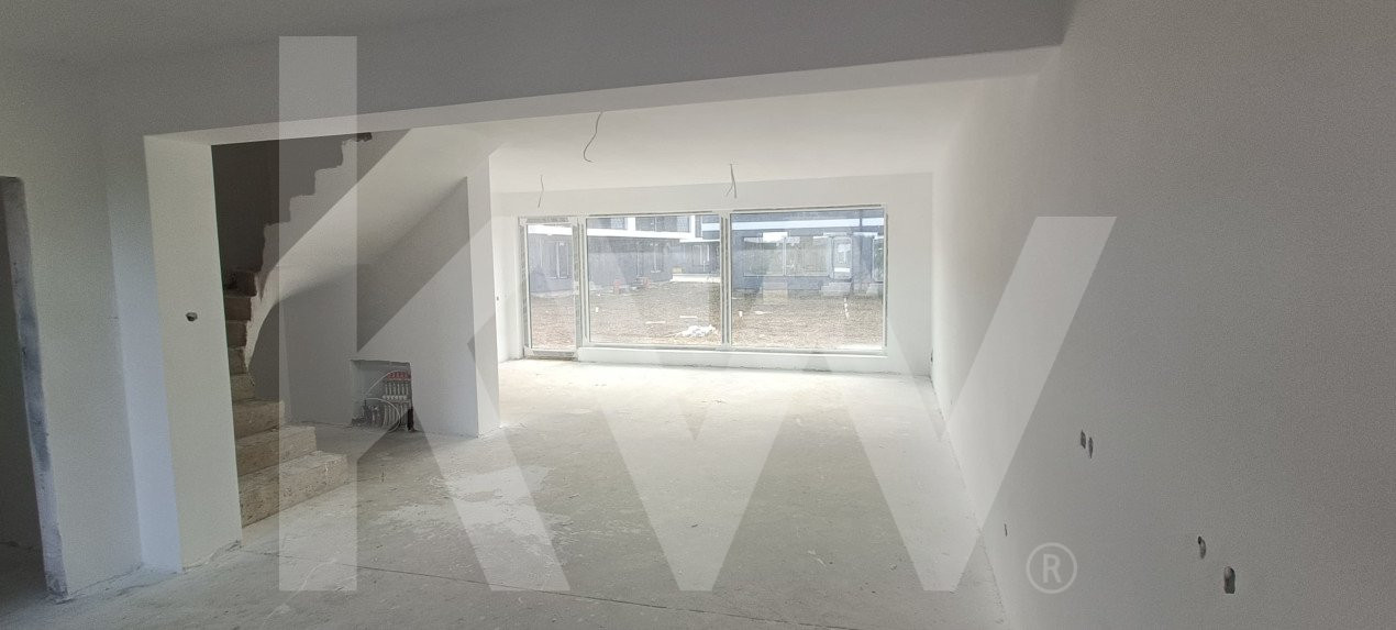 Casa tip duplex de vanzare zona Tropini-Rasinari