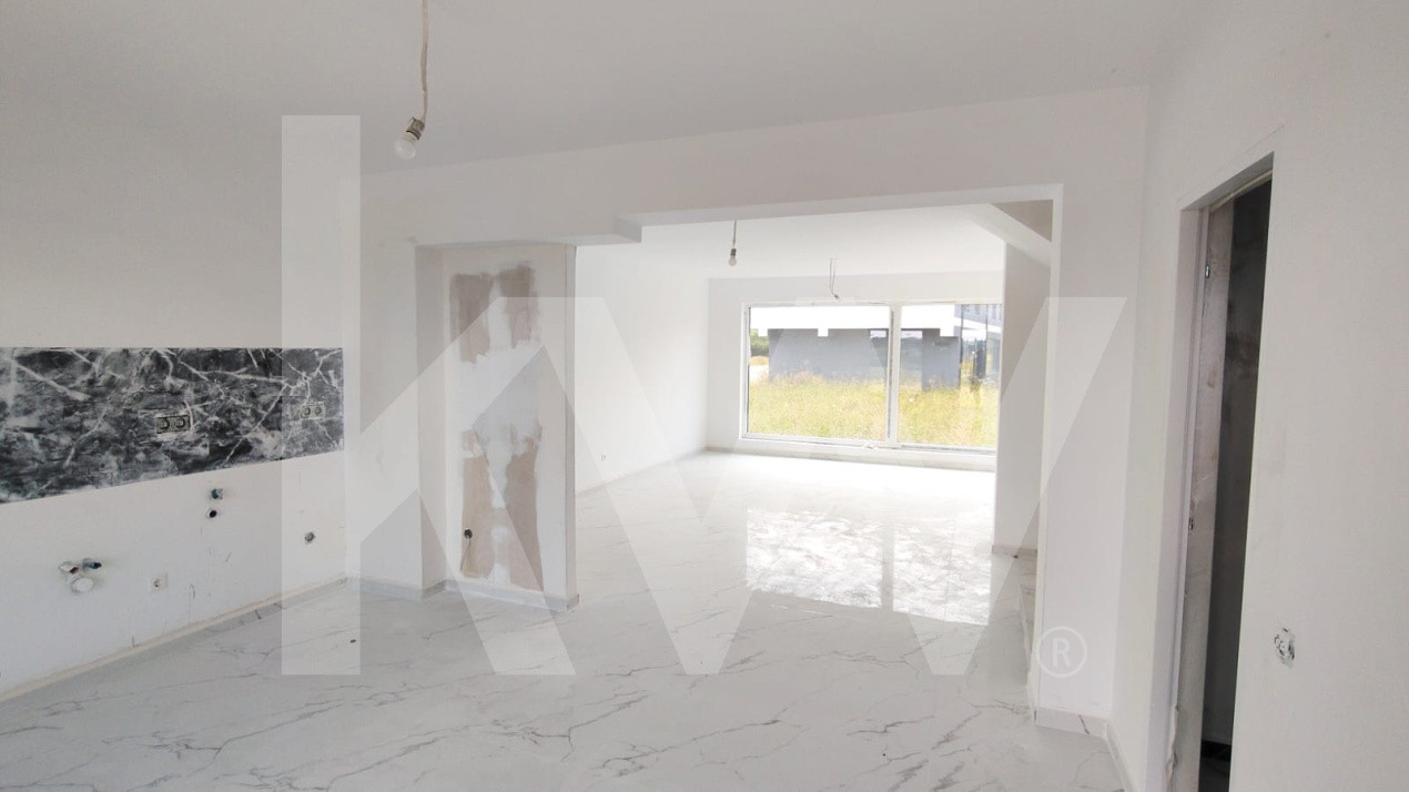 Casa tip duplex de vanzare zona Tropini-Rasinari