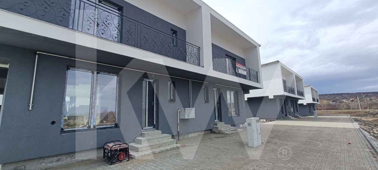 Casa tip duplex de vanzare zona Tropini-Rasinari