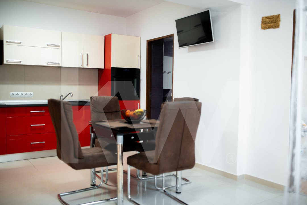 2 Apartamente la casa - 5 camere - Investiție sau Locuință-Ultracentral-Sibiu
