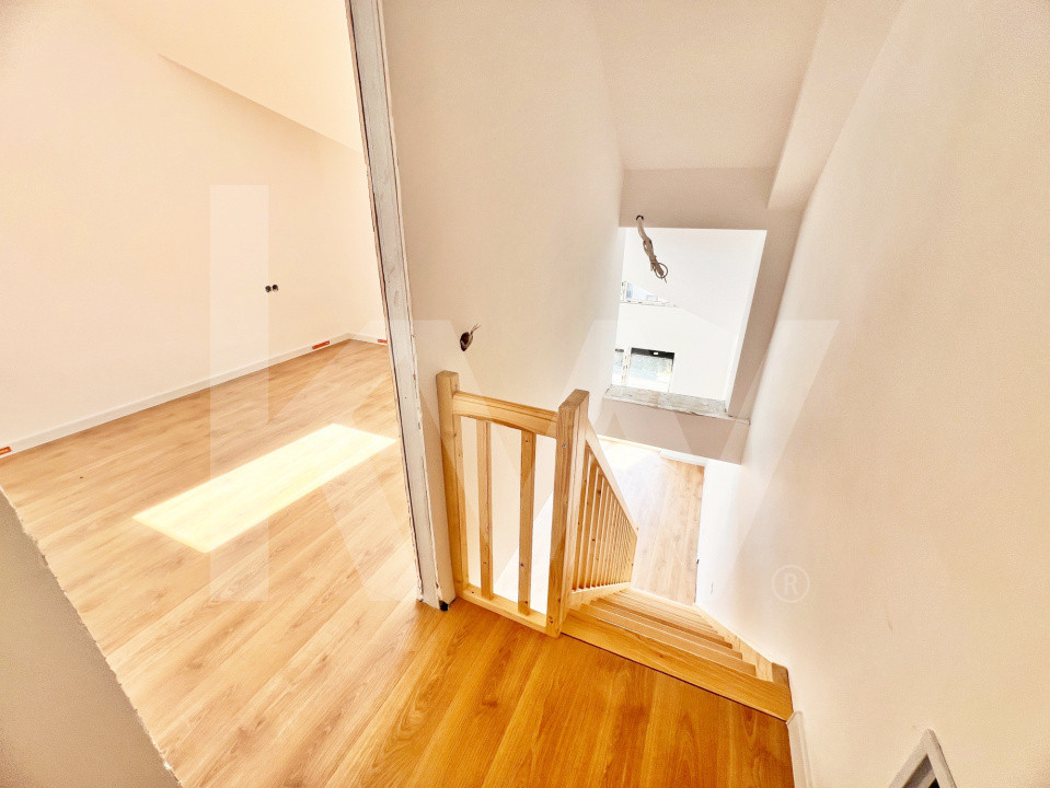 Apart. cu 2 cam. pe două nivele, cu logie. Vilă design modern în Cristian-Sibiu 