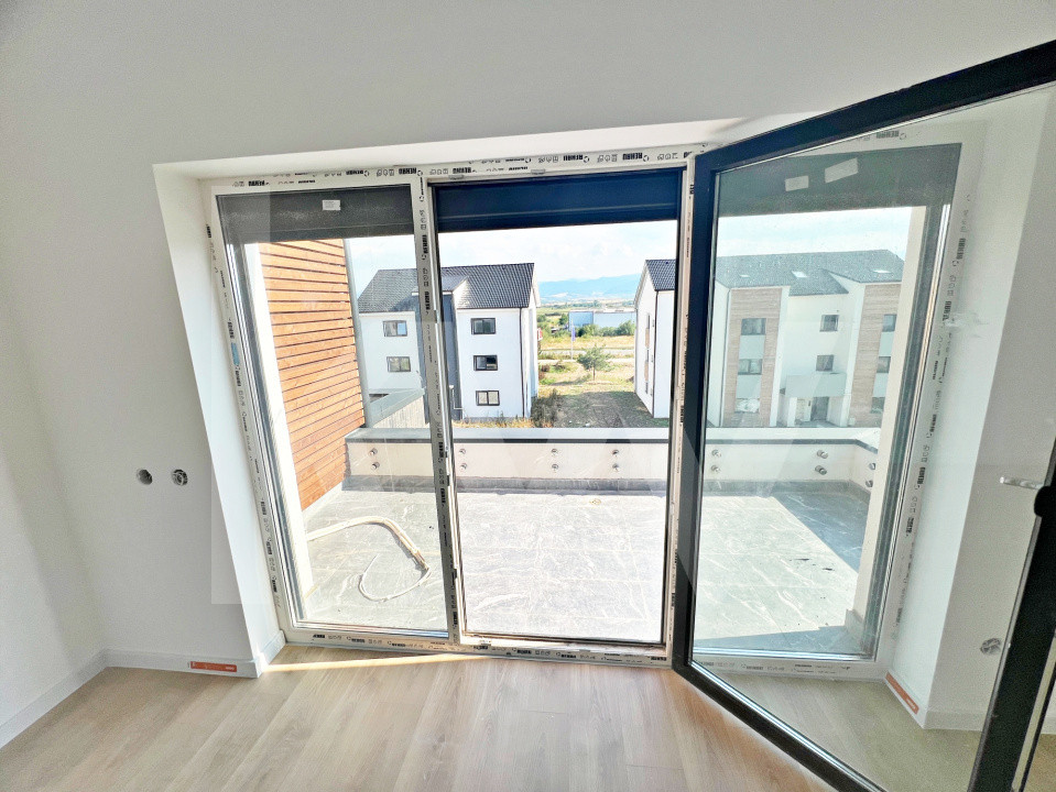 Apartament cu 3 Camere et. 2 - Vila cu design modern în Cristian-Sibiu