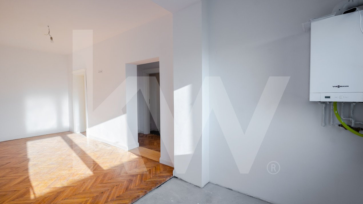 Apartament la casă de vânzare în Parcul Sub Arini 