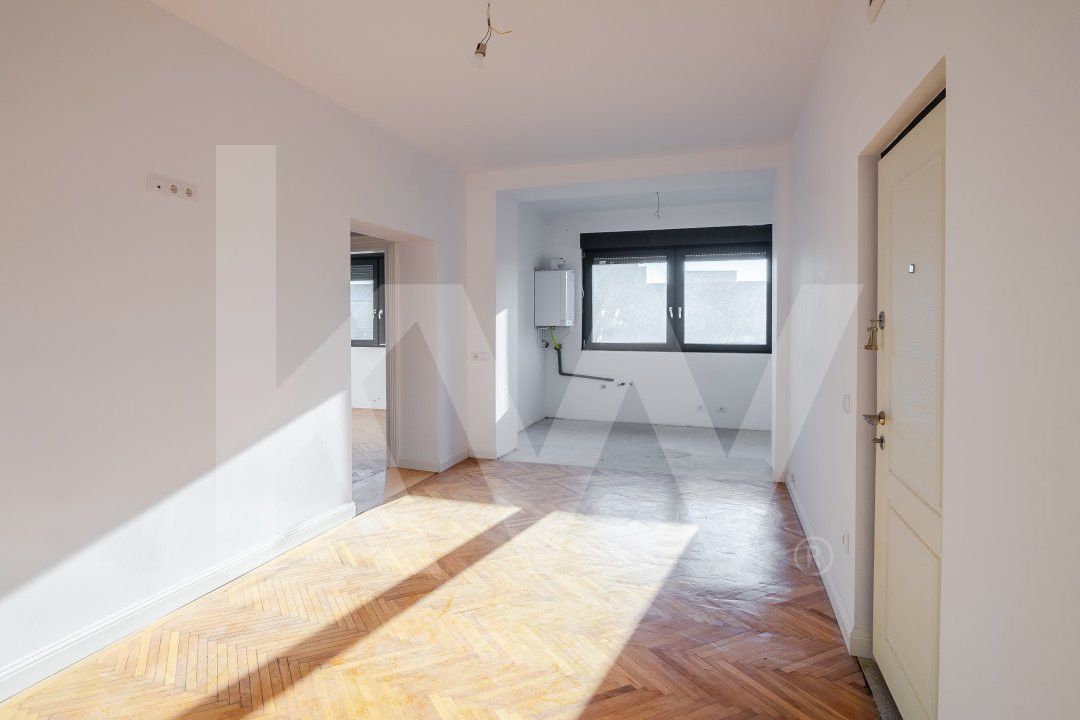 Apartament la casă de vânzare în Parcul Sub Arini 