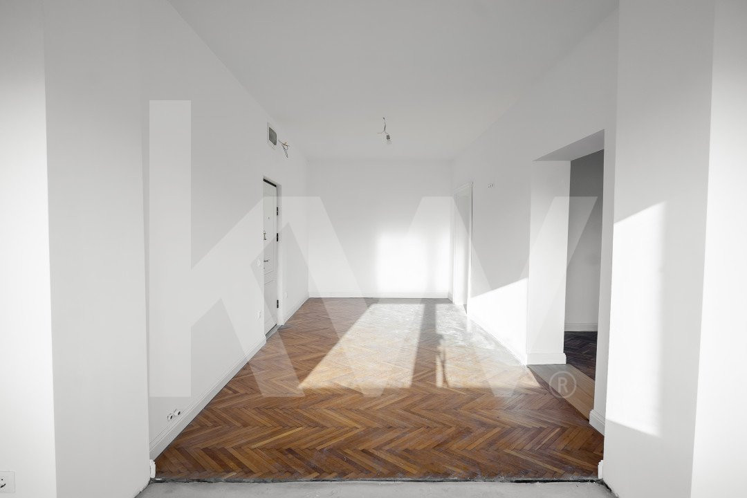 Apartament la casă de vânzare în Parcul Sub Arini 