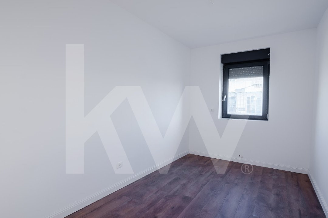 Apartament la casă de vânzare în Parcul Sub Arini 