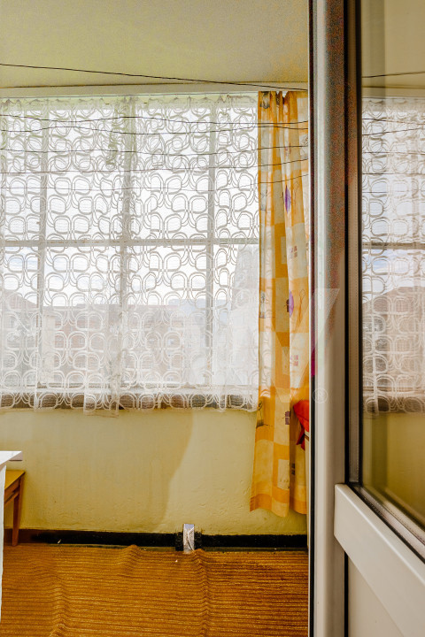 Apartament cu 4 camere de vânzare - Str. Luptei