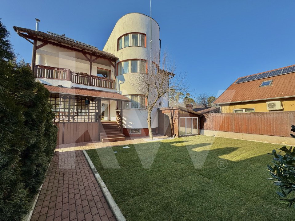 Vila superbă în Parcul Sub Arini – Ideală pentru Rezidență sau Business