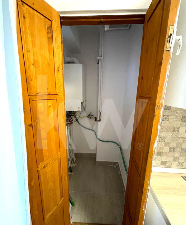 Apartament modern, 3 camere, 2 bai, etaj intermediarstr. Lunga