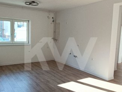 Apartament 2 camere, 2 băi, balcon - zona Șelimbăr 