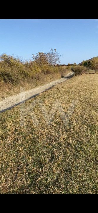 Descoperă terenul ideal pentru casa ta de vis în Rășinari!