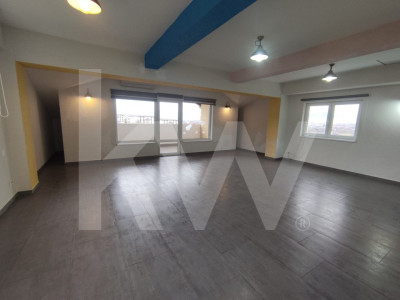 Spațiu de închiriat 80 mp utili pretabil pentru diverse activități