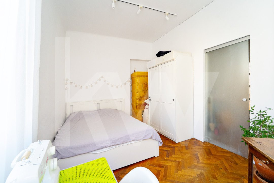 Casă pe un singur nivel, 85 mp, pod și pivniță +curte. Zona Sub Arini