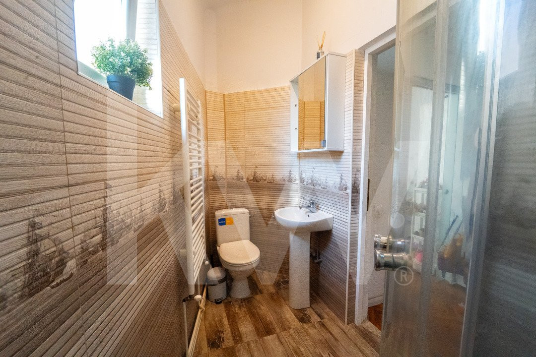Casă pe un singur nivel, 85 mp, pod și pivniță +curte. Zona Sub Arini