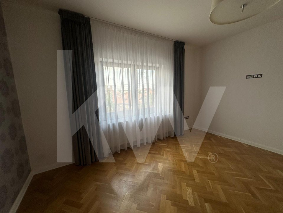 Apartament 140 mp de inchiriat
