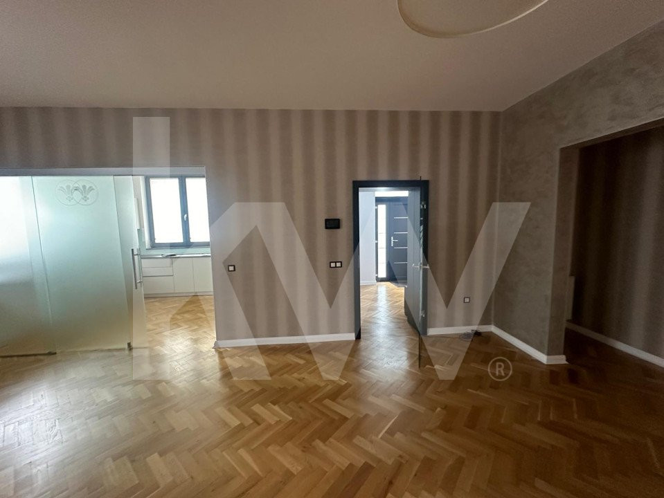 Apartament 140 mp de inchiriat