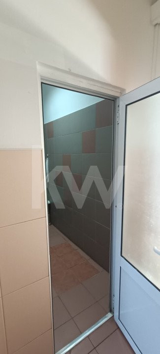 SPATIU COMERCIAL DE INCHIRIAT VALEA AURIE