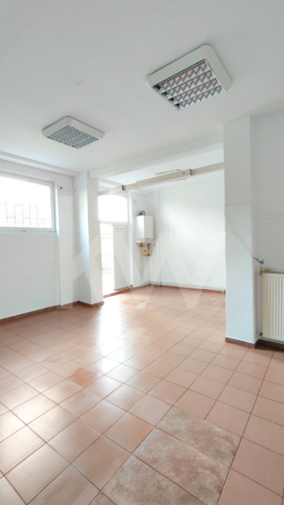 SPATIU COMERCIAL DE INCHIRIAT VALEA AURIE