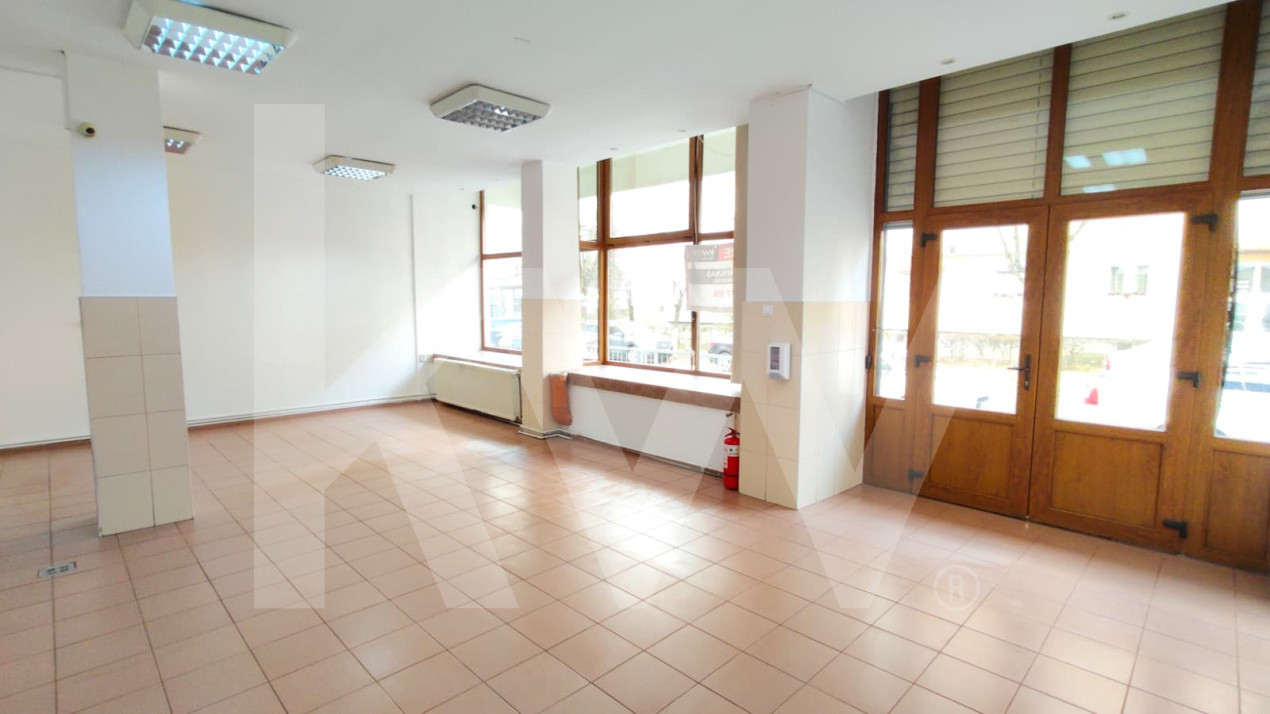 SPATIU COMERCIAL DE INCHIRIAT VALEA AURIE