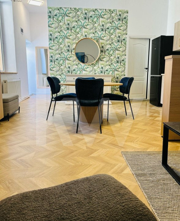 Apartament 3 camere de vânzare - Zona 9 Mai