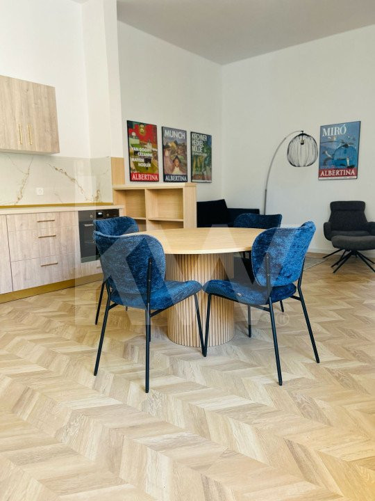 Apartament 3 camere de vânzare - Zona 9 Mai