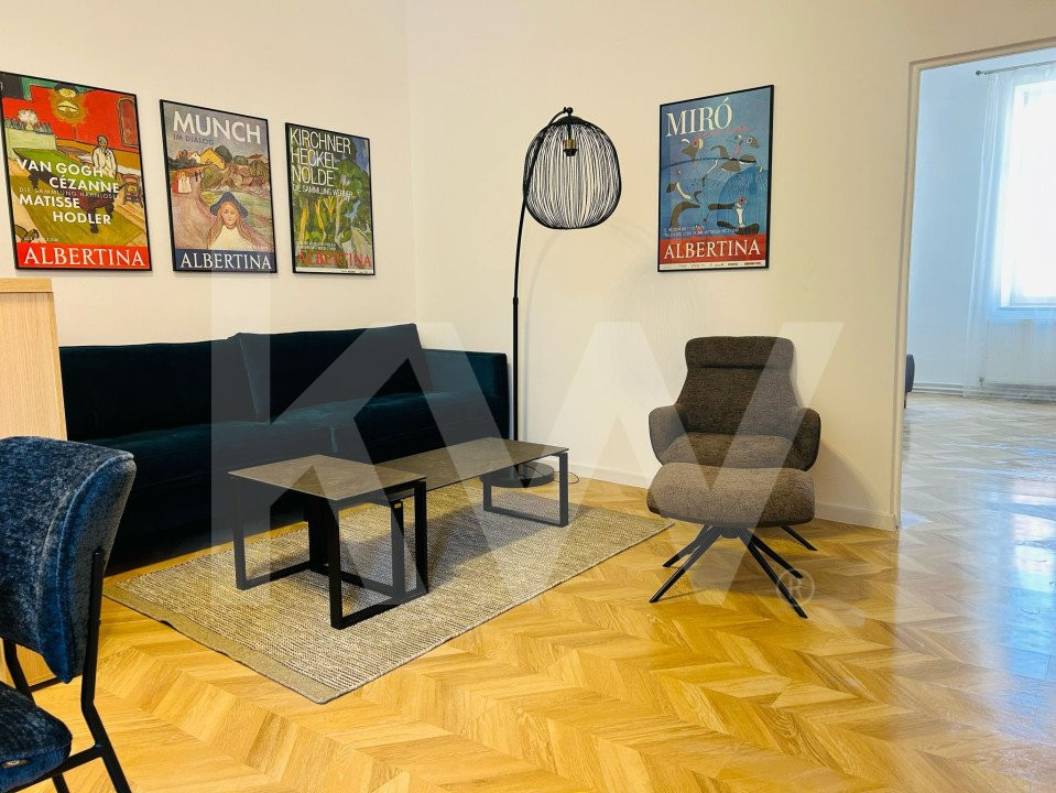 Apartament 3 camere de vânzare - Zona 9 Mai