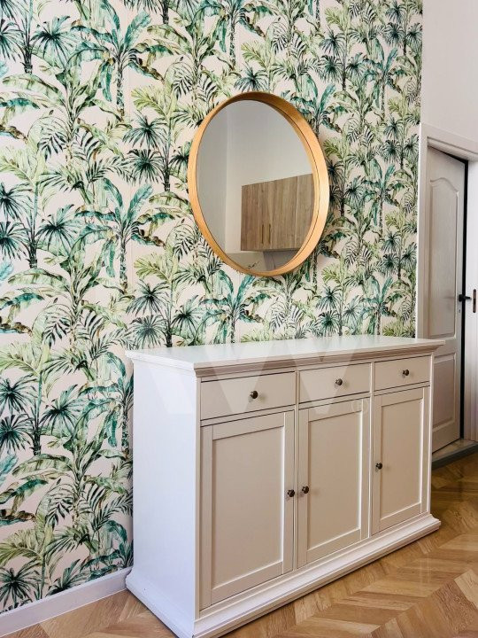 Apartament 3 camere de vânzare - Zona 9 Mai