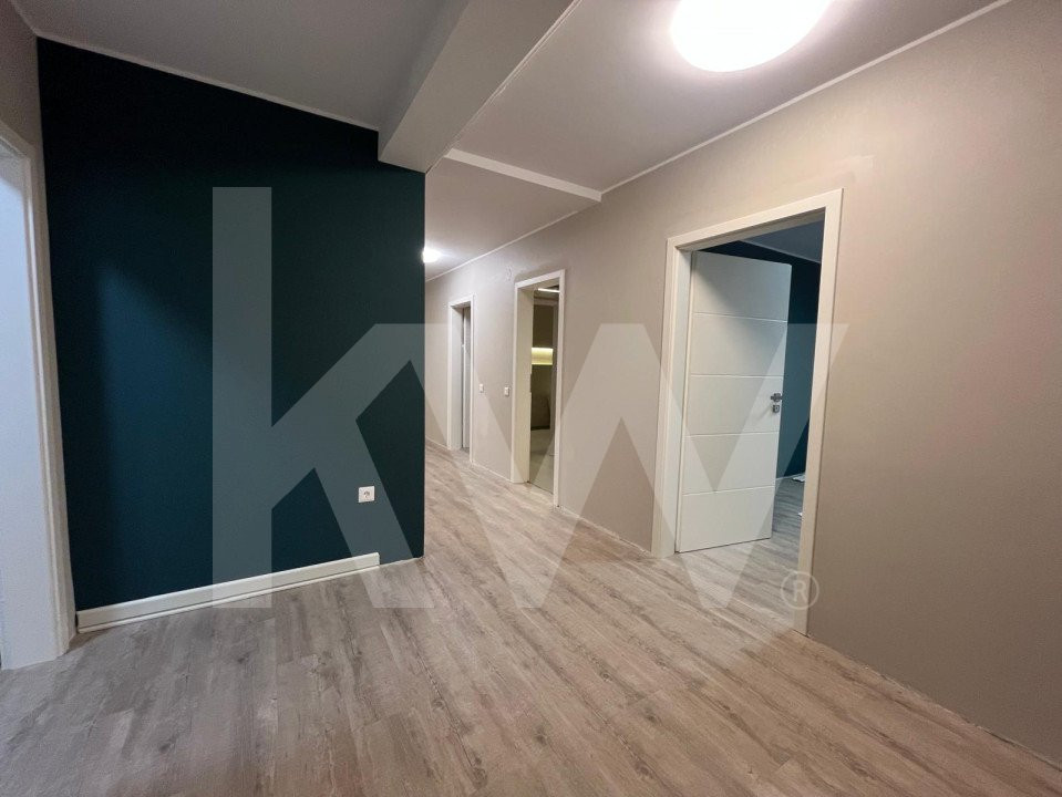 Penthouse smart cu priveliste panoramica spre lac si munti