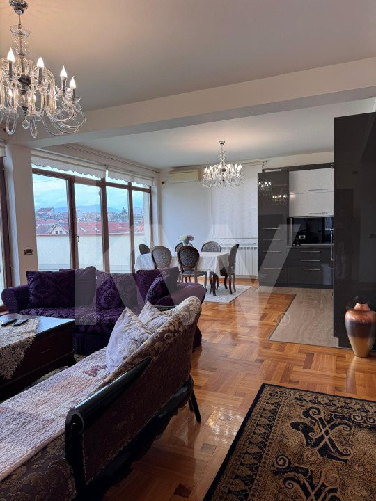🌇 Exclusivist și spectaculos – Penthouse de închiriat cu terasă panoramică!