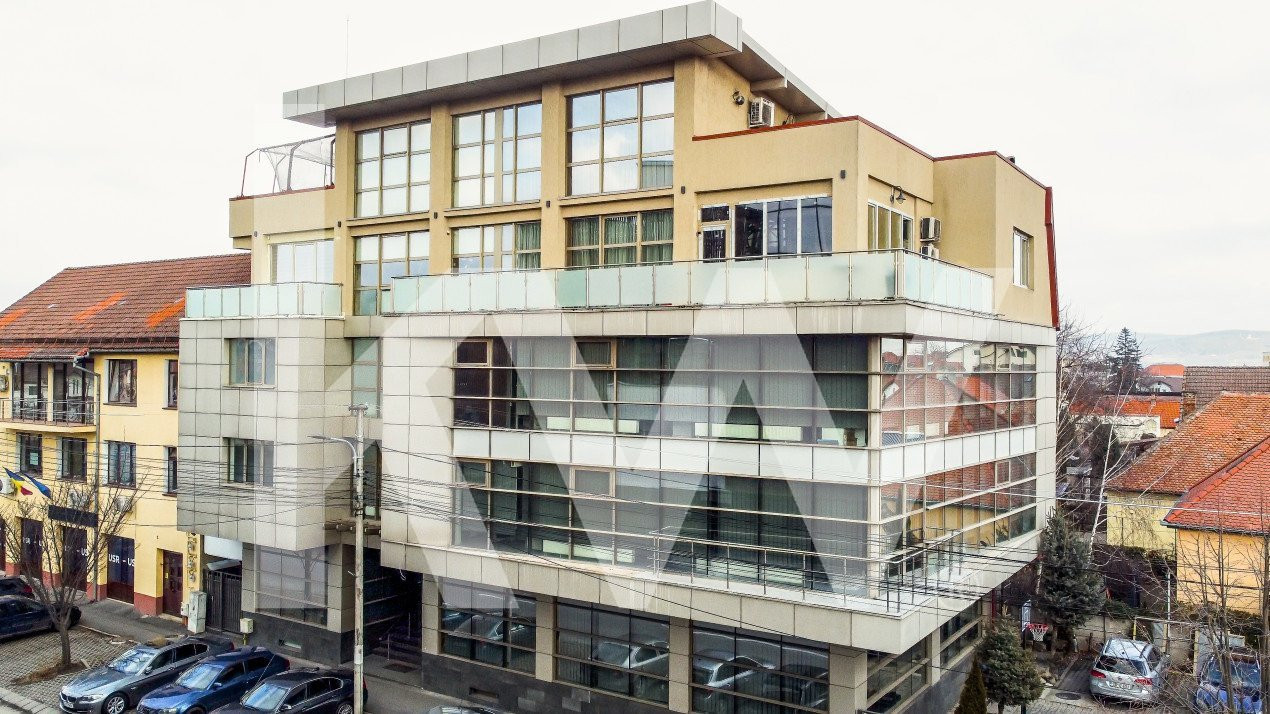 ULTRACENTRAL, Clădire comercială, 800mp spații birouri, locuri de parcare