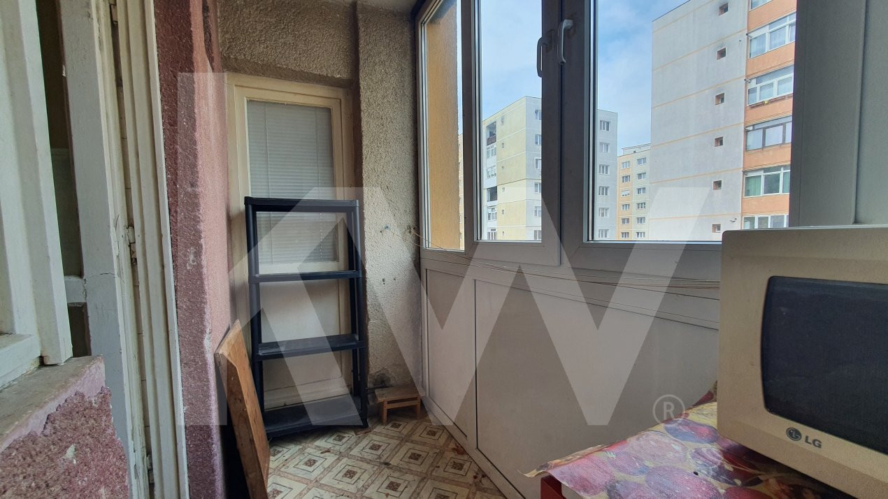 Apartament 3 camere | etaj 5 cu lift | boxa/pivnita subsol str IEZER