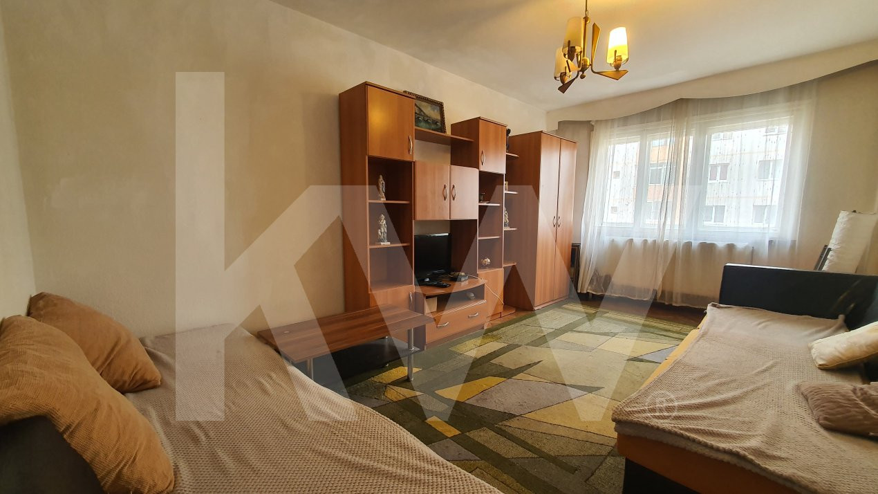 Apartament 3 camere | etaj 5 cu lift | boxa/pivnita subsol str IEZER