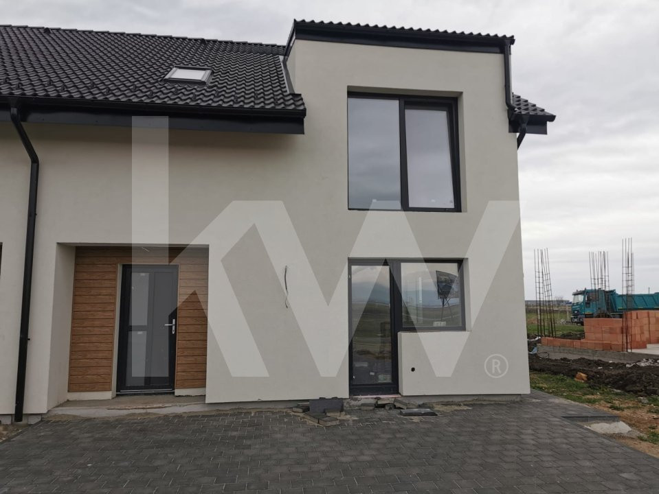Casă tip Duplex Nouă de Vânzare | 4 Camere | Curte Spațioasă | Zonă Verde