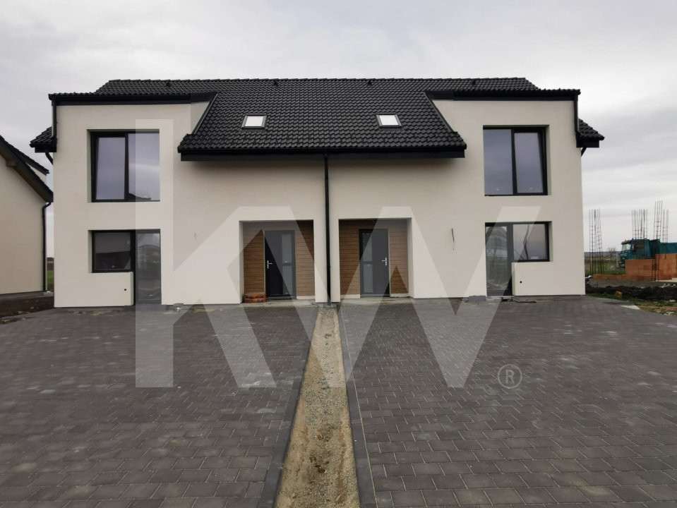 Casă tip Duplex Nouă de Vânzare | 4 Camere | Curte Spațioasă | Zonă Verde