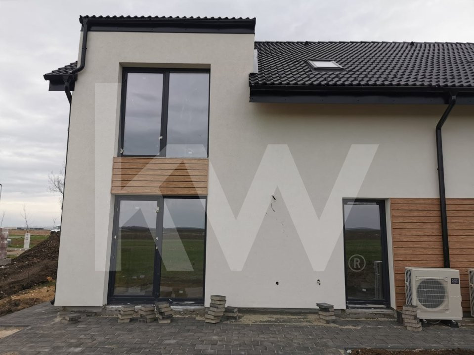 Casă tip Duplex Nouă de Vânzare | 4 Camere | Curte Spațioasă | Zonă Verde