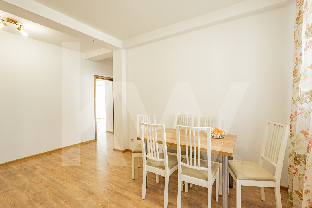 Apartament luminos cu 2 camere, etaj 1, parcare și loc de joacă privat