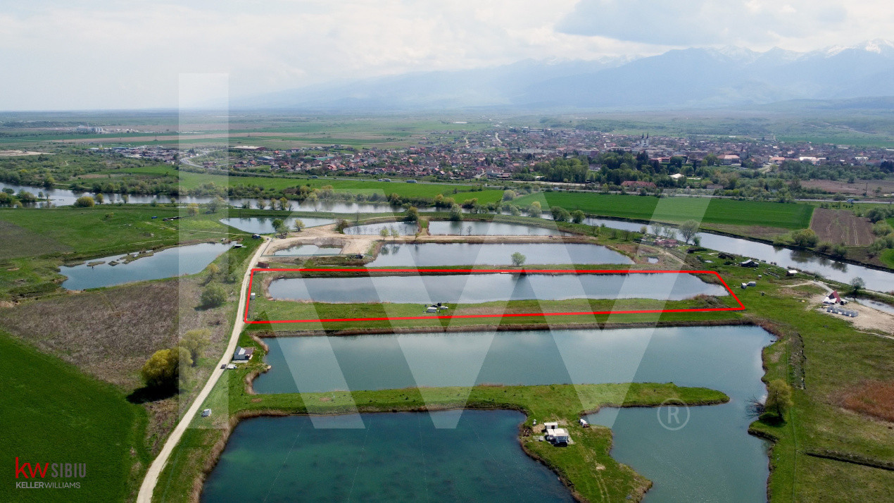 Teren Extravilan cu lac – Investiție în Natură și Agrement | 35.251 mp