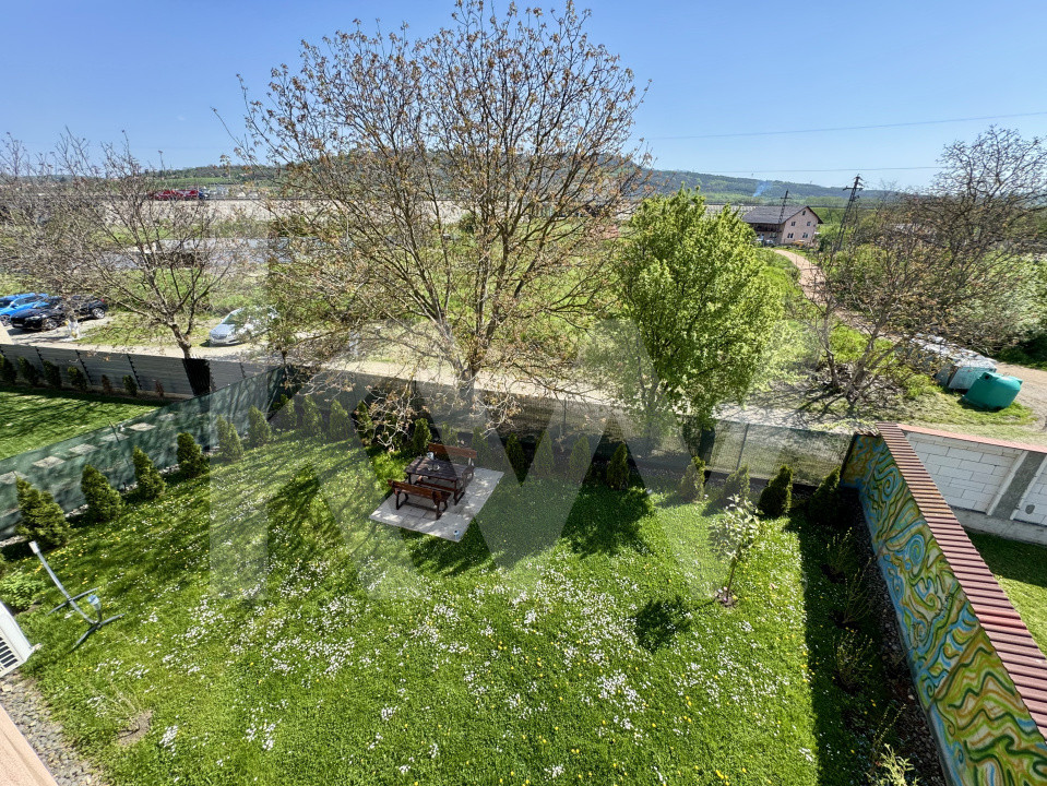Apartament 3 camere - 2 bai -  zona liniștită – etaj 2 - Sibiu
