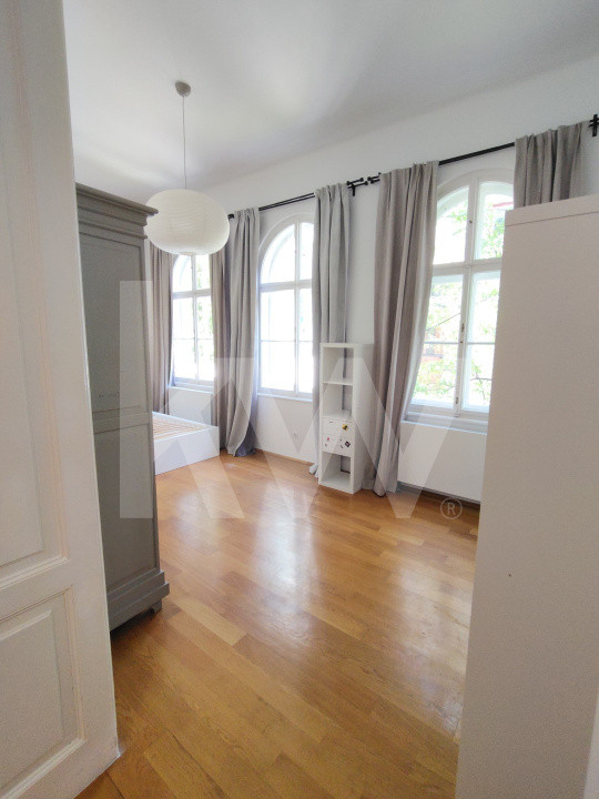 Apartament  modern de inchiriat la casa