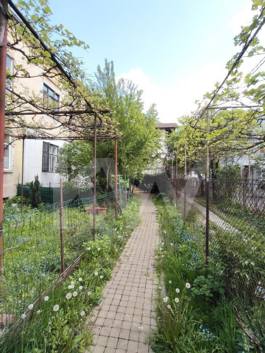 Apartament  modern de inchiriat la casa