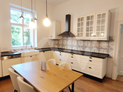 Apartament  modern de inchiriat la casa