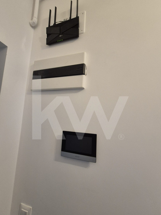 Închiriere Penthouse Exclusivist – 5 Camere, Terasă Spațioasă, Mobilat Lux, Gata