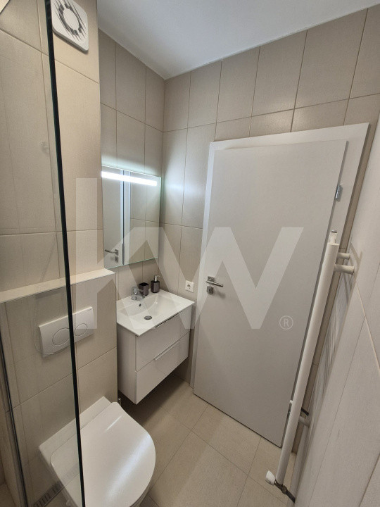 Închiriere Penthouse Exclusivist – 5 Camere, Terasă Spațioasă, Mobilat Lux, Gata