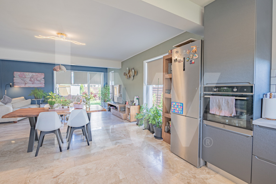 Casă tip duplex de vânzare în Turnișor, Sibiu – priveliște superbă și liniște!