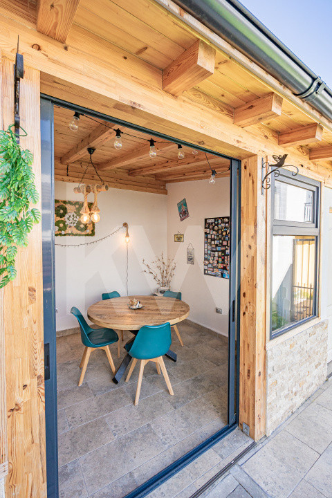 Casă tip duplex de vânzare în Turnișor, Sibiu – priveliște superbă și liniște!