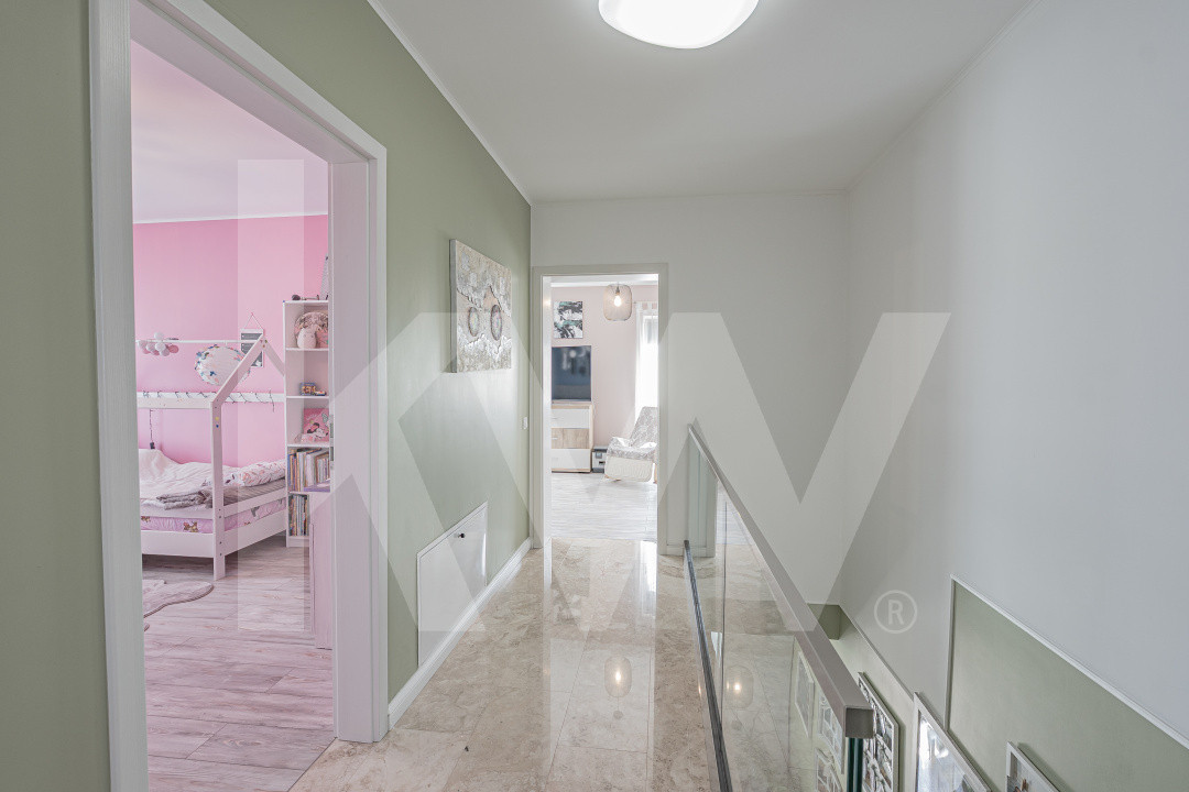 Casă tip duplex de vânzare în Turnișor, Sibiu – priveliște superbă și liniște!