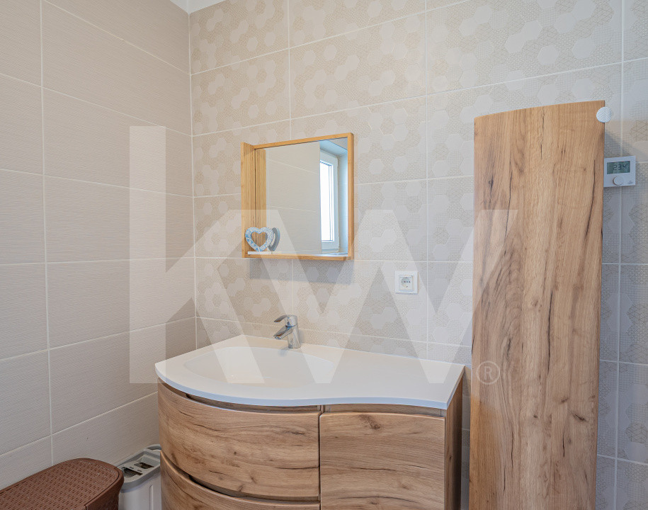 Casă tip duplex de vânzare în Turnișor, Sibiu – priveliște superbă și liniște!