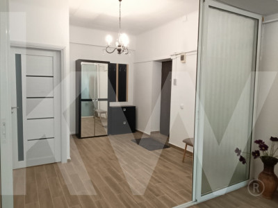 De Vânzare – Apartament amenajat la demisol înalt, Cartierul Ștrand, Sibiu