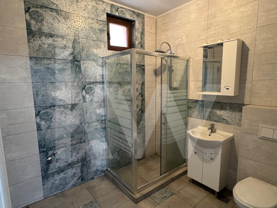 Casa individuala 5 camere în Lazaret